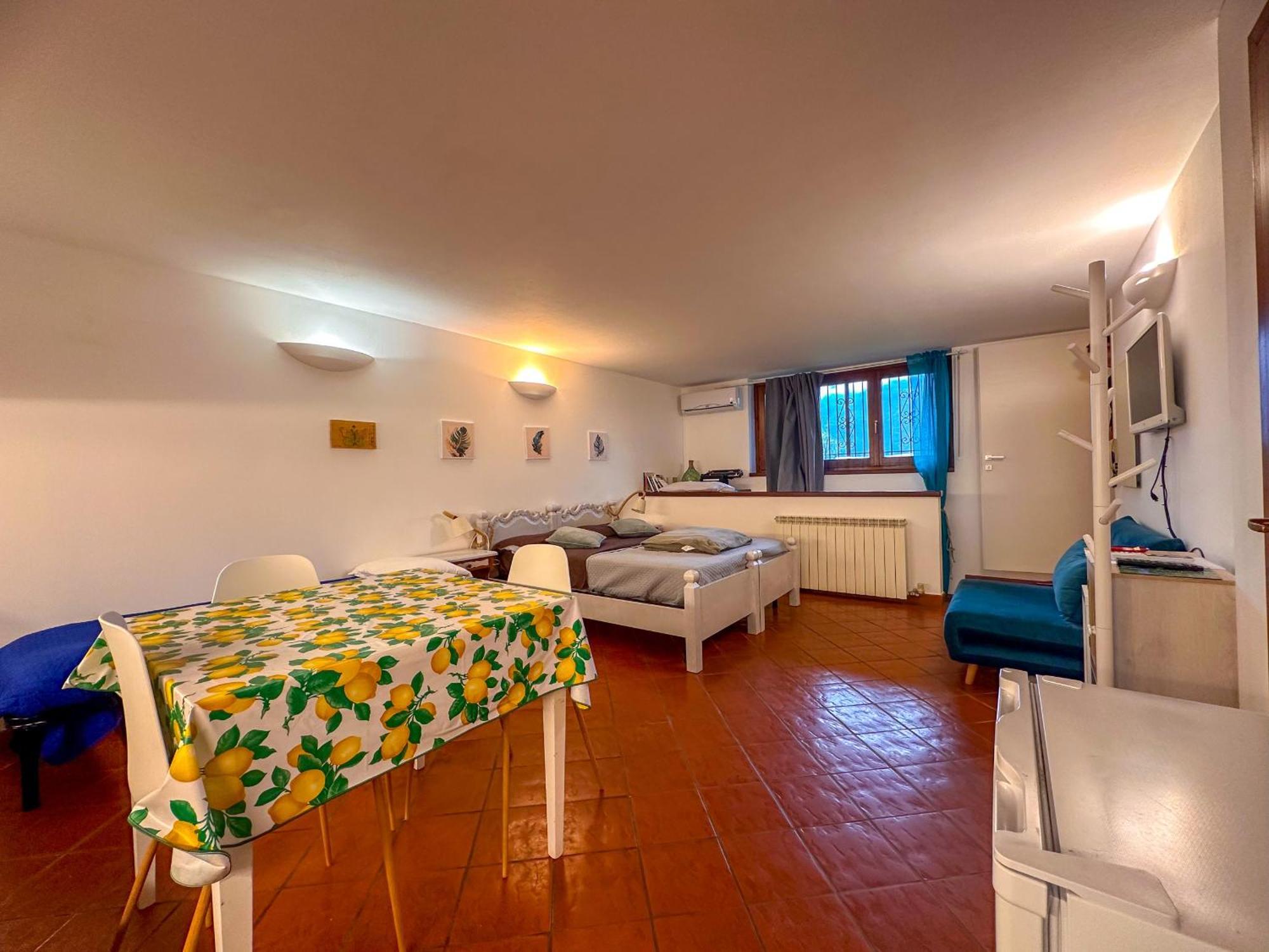 Appartamento A Due Passi Dal Lago Con Box Дорио Экстерьер фото
