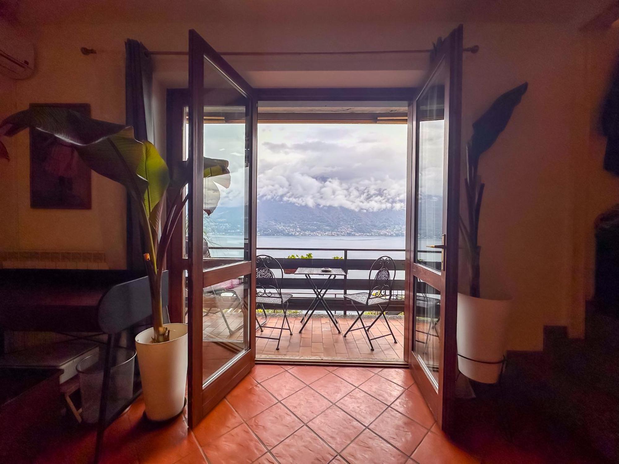 Appartamento A Due Passi Dal Lago Con Box Дорио Экстерьер фото