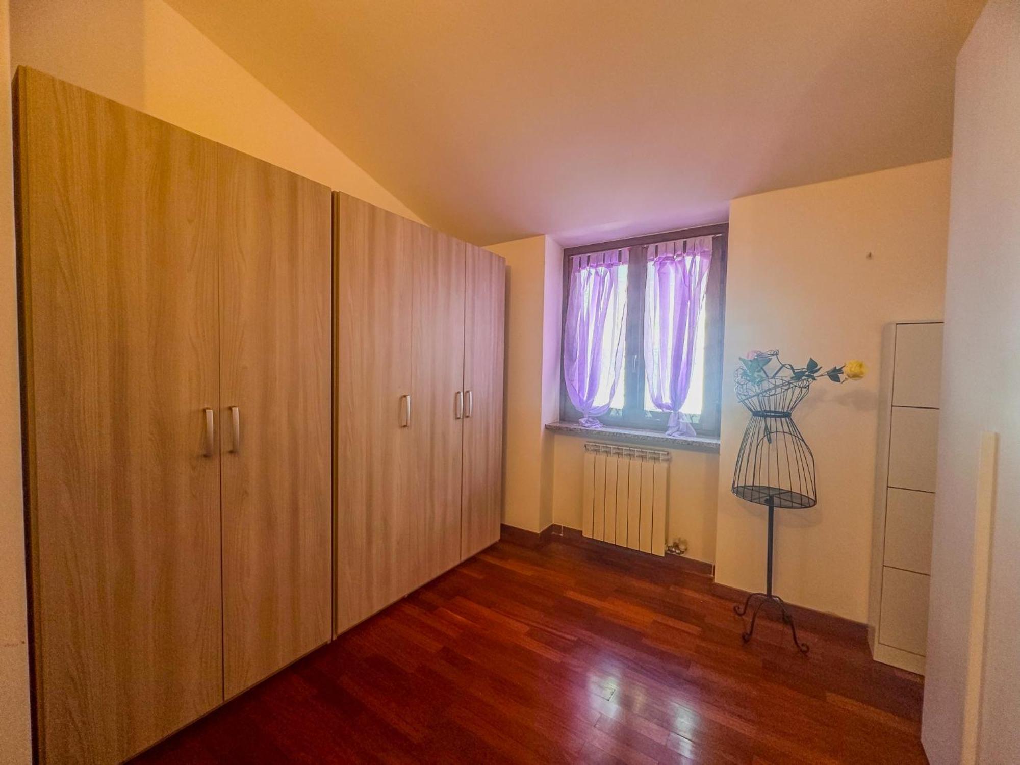 Appartamento A Due Passi Dal Lago Con Box Дорио Экстерьер фото