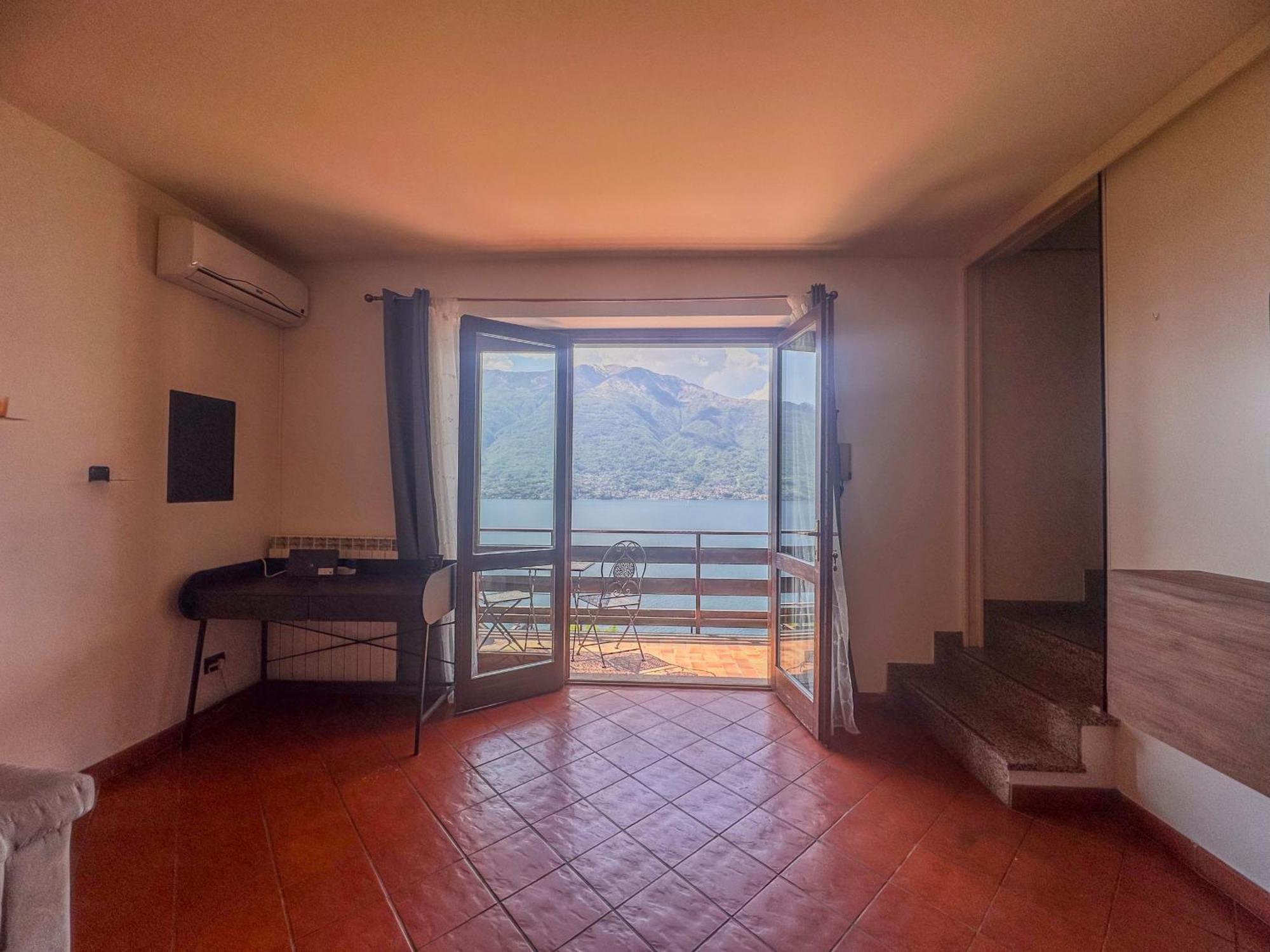 Appartamento A Due Passi Dal Lago Con Box Дорио Экстерьер фото